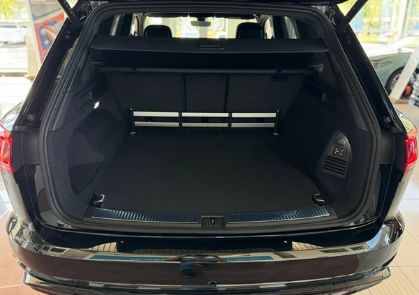 Volkswagen Touareg cena 470750 przebieg: 10, rok produkcji 2024 z Szlichtyngowa małe 781